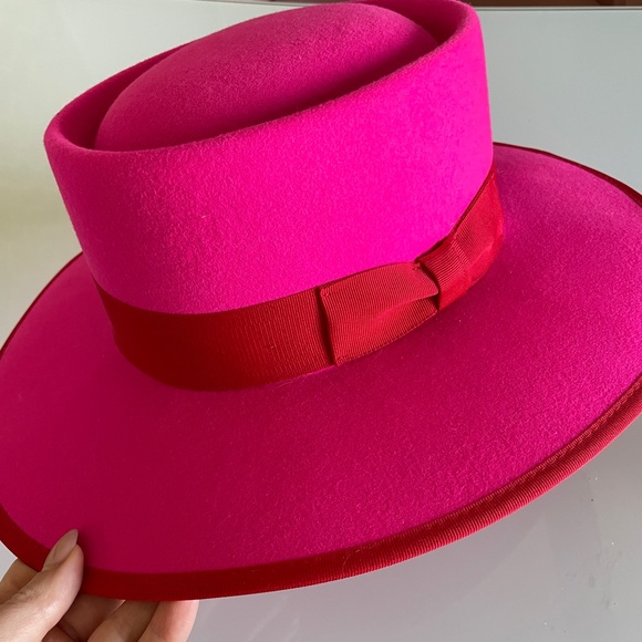 Dressed in lala exclusive: Lola fuchsia pink red stiff brim hat - Picture 1 of 7